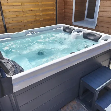 De La Perle Rouge 1 Tatil Evi *